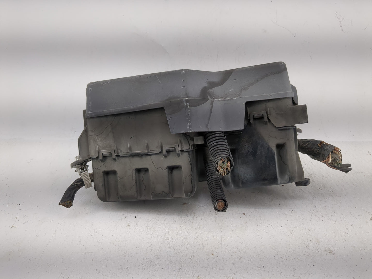 2013 Mazda 3 Fusebox Fuse Box Panel Relay Module Fits OEM Used Auto Parts - Oemusedautoparts1.com