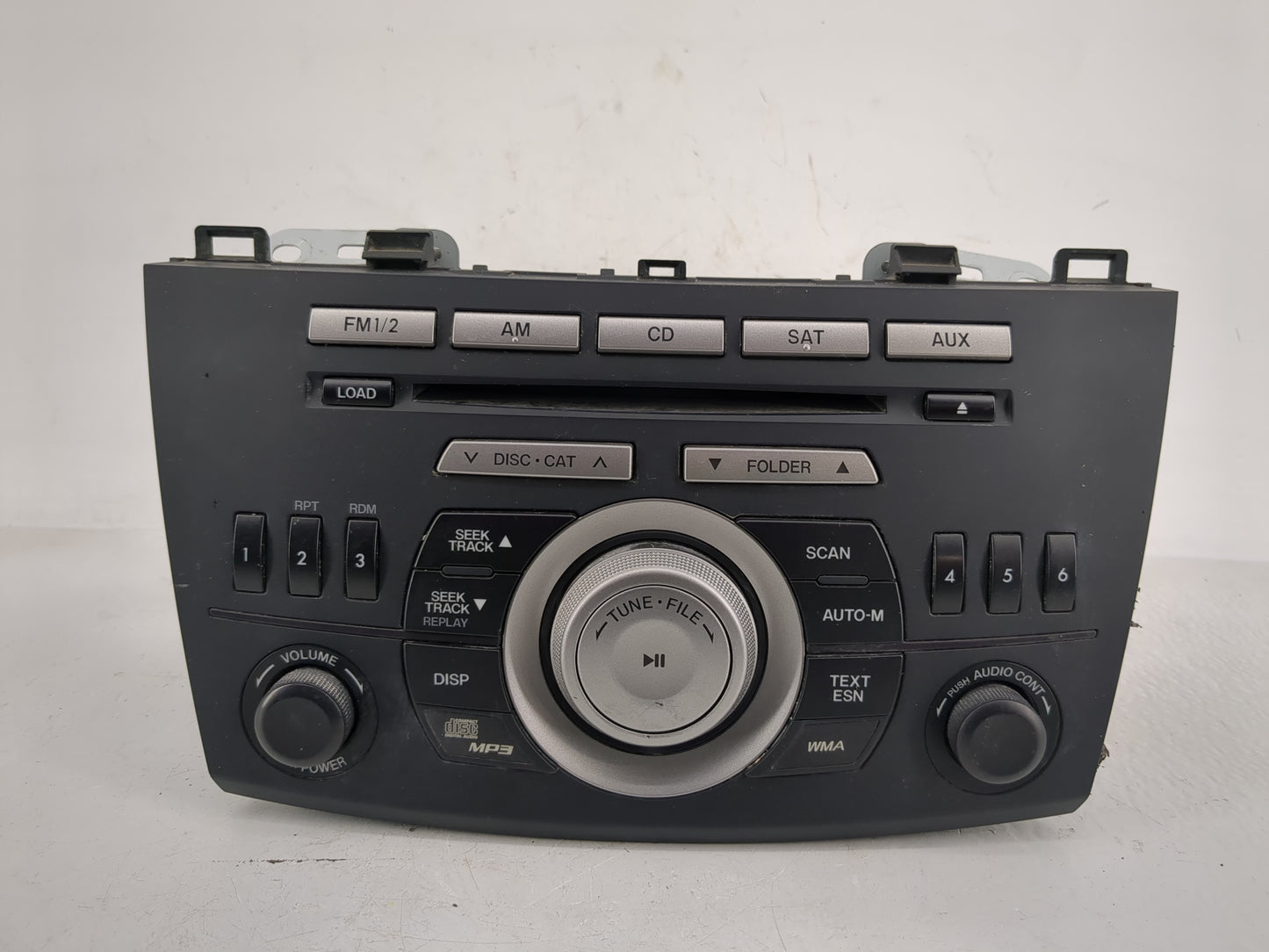 2011 Mazda 3 Radio AM FM Cd Player Receiver Replacement P/N:BBM5 66 AR0 Fits OEM Used Auto Parts - Oemusedautoparts1.com