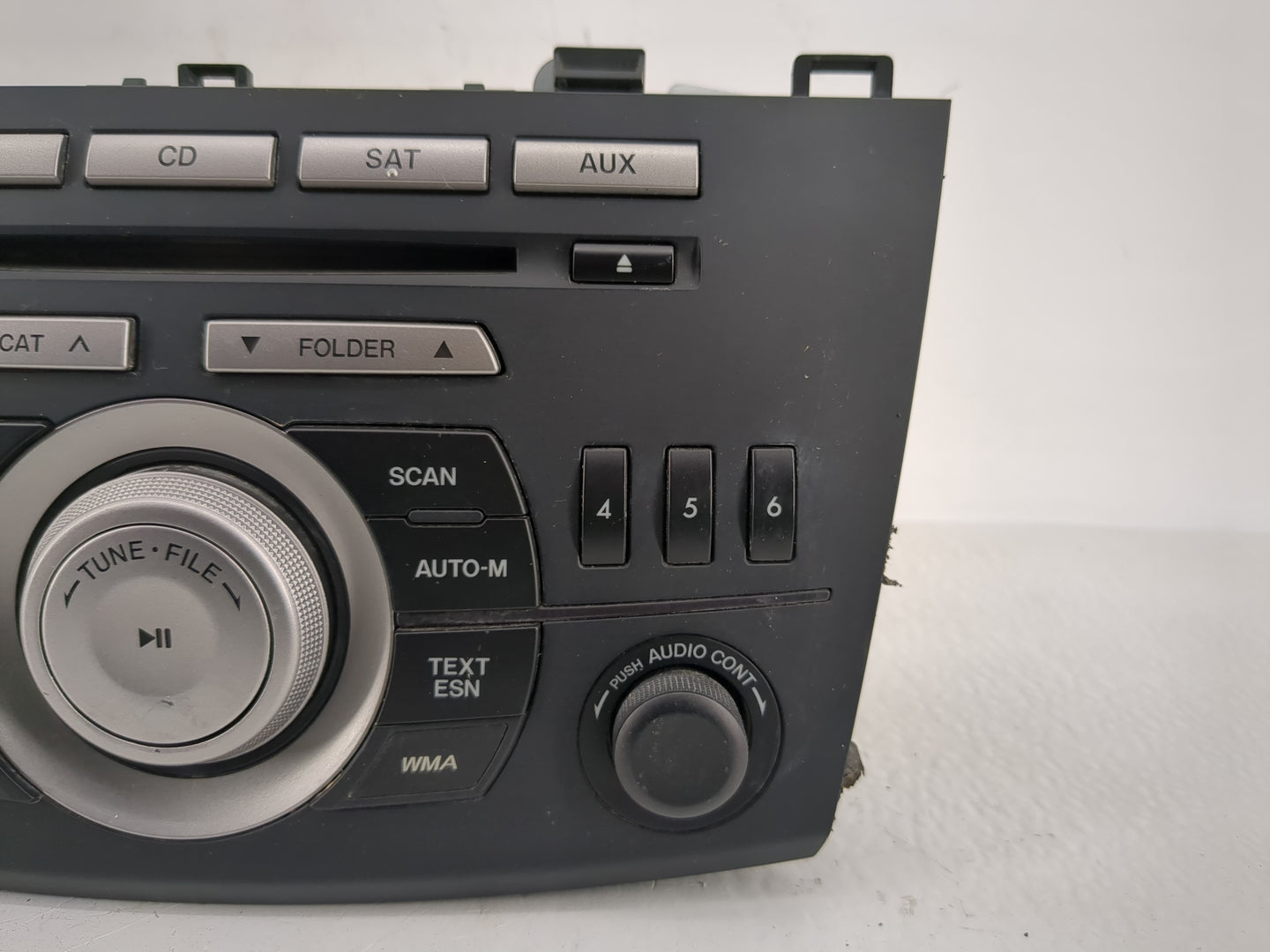 2011 Mazda 3 Radio AM FM Cd Player Receiver Replacement P/N:BBM5 66 AR0 Fits OEM Used Auto Parts - Oemusedautoparts1.com
