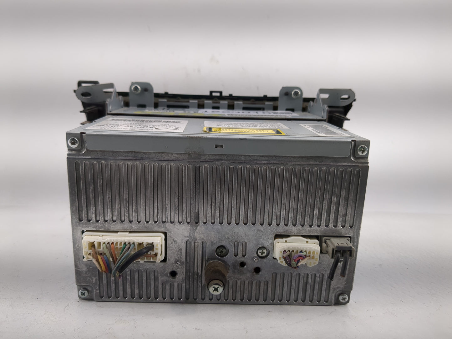2011 Mazda 3 Radio AM FM Cd Player Receiver Replacement P/N:BBM5 66 AR0 Fits OEM Used Auto Parts - Oemusedautoparts1.com