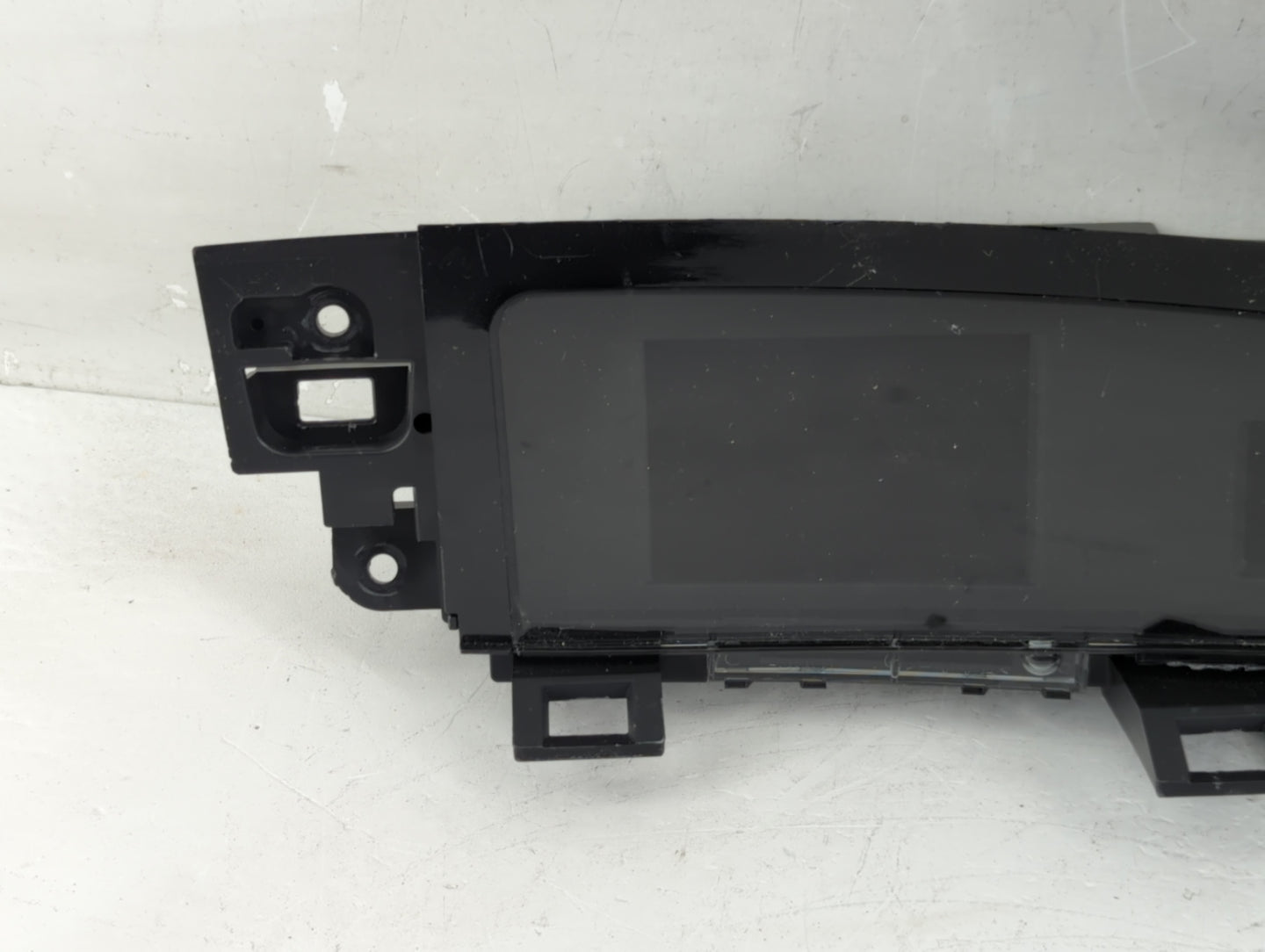2013 Mazda 3 Information-gps-tv Control Module Bbm3 61 1j0 - Oemusedautoparts1.com