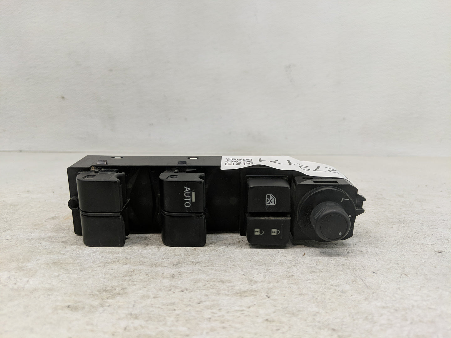 2013 Mazda 3 Master Power Window Switch Replacement Driver Side Left Fits OEM Used Auto Parts - Oemusedautoparts1.com