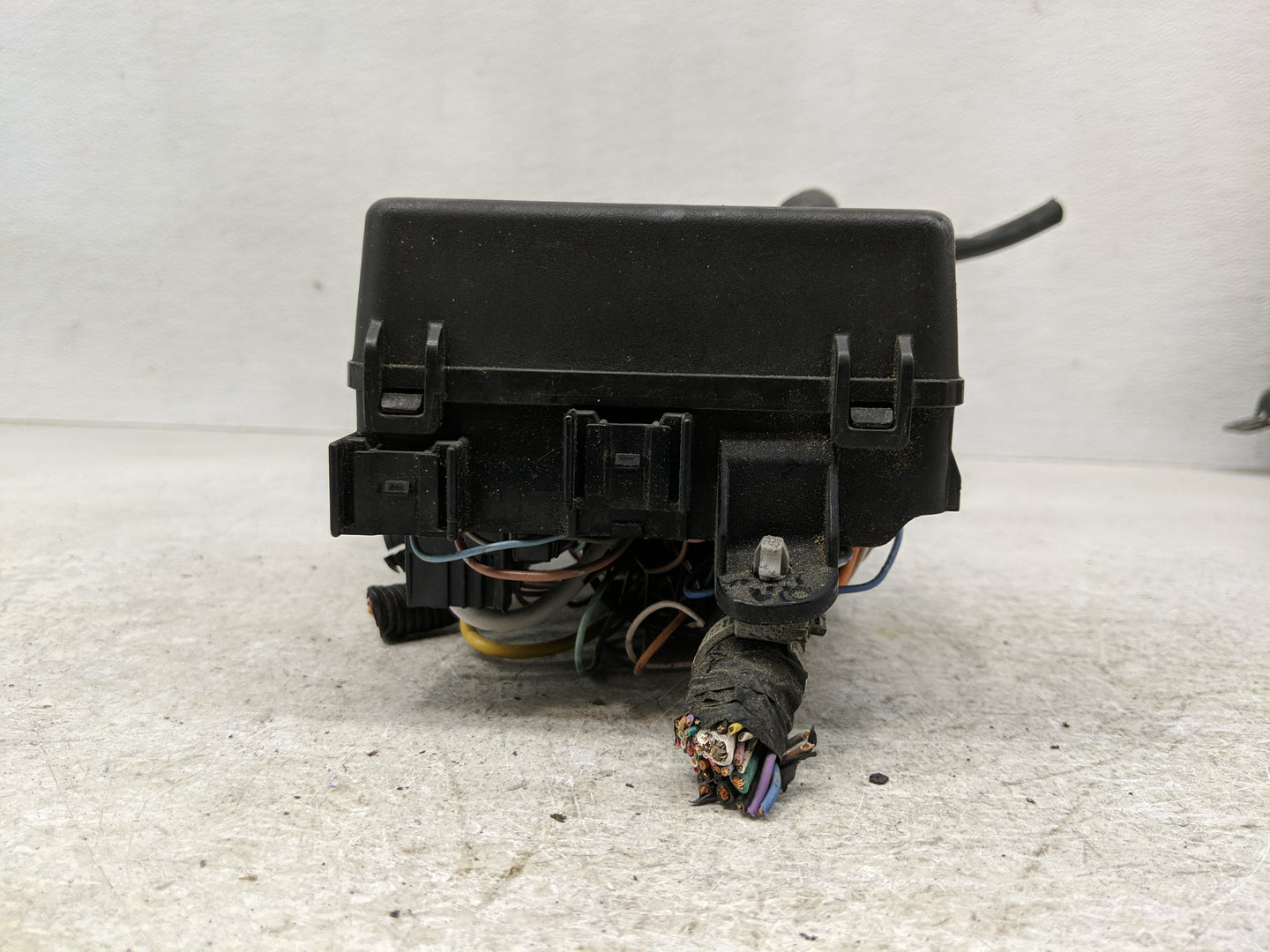 2013 Mazda 3 Fusebox Fuse Box Panel Relay Module P/N:BFD2-66761 Fits OEM Used Auto Parts - Oemusedautoparts1.com