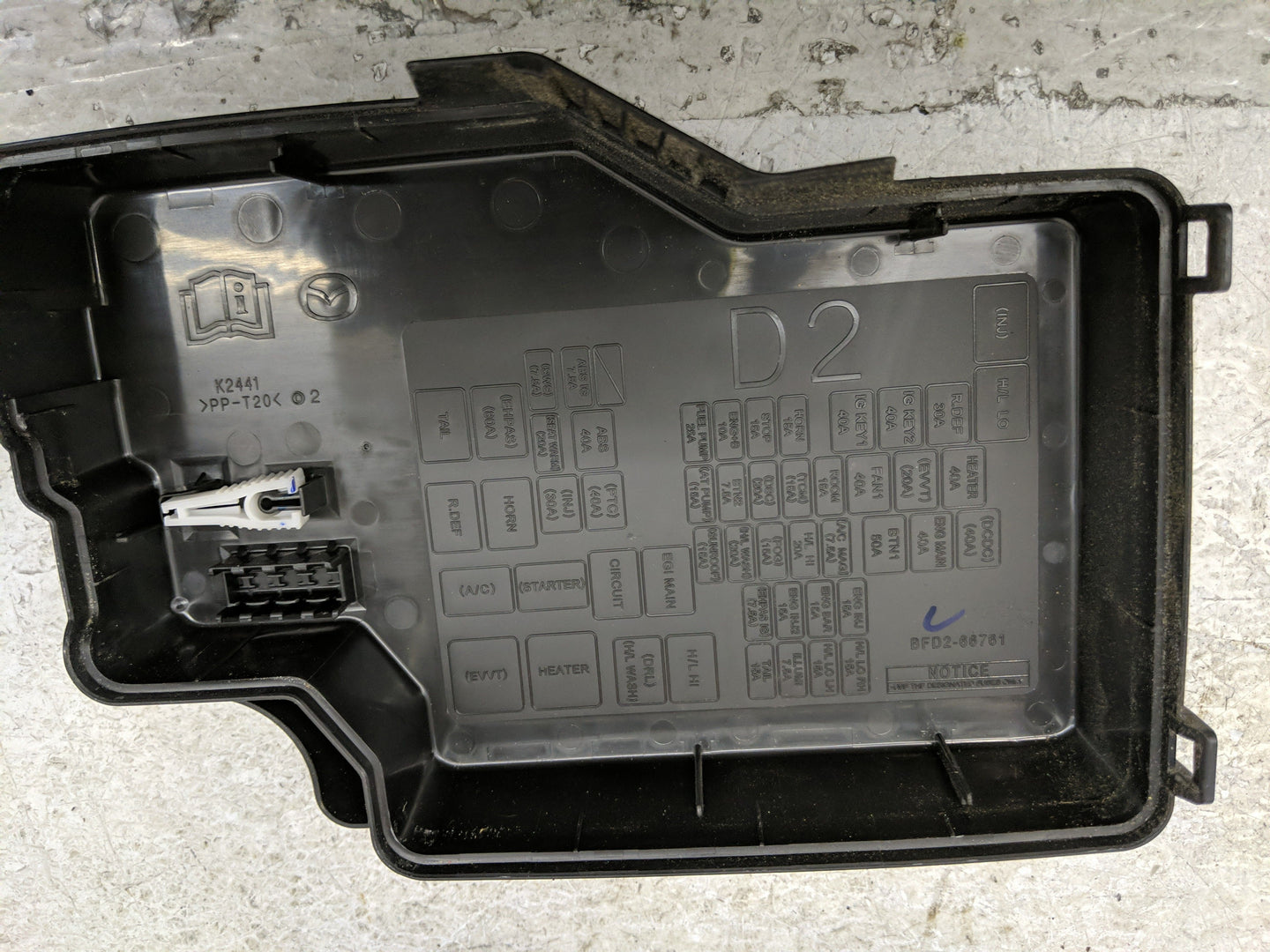 2013 Mazda 3 Fusebox Fuse Box Panel Relay Module P/N:BFD2-66761 Fits OEM Used Auto Parts - Oemusedautoparts1.com