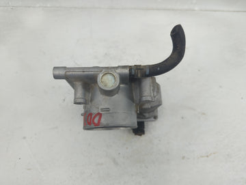 2006-2013 Mazda 3 Throttle Body P/N:L3R4 13 640 Fits Fits 2006 2007 2008 2009 2010 2011 2012 2013 OEM Used Auto Parts
