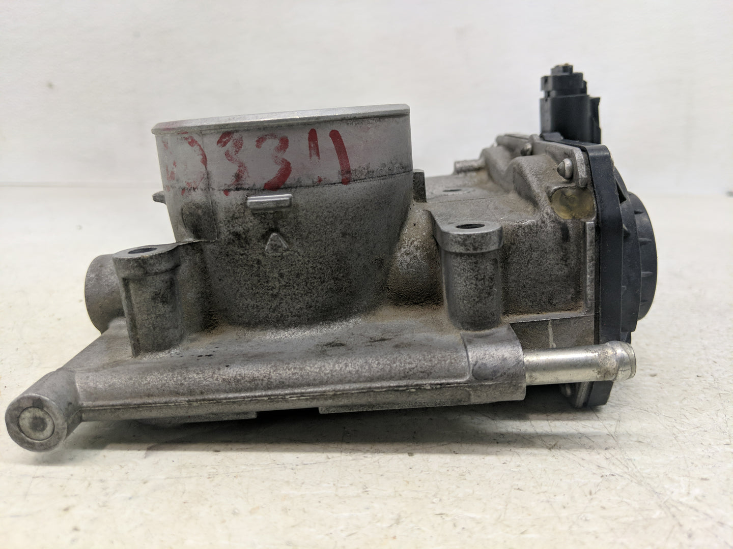 2006-2013 Mazda 3 Throttle Body P/N:L3RA 13 640 Fits Fits 2006 2007 2008 2009 2010 2011 2012 2013 OEM Used Auto Parts - Oemu