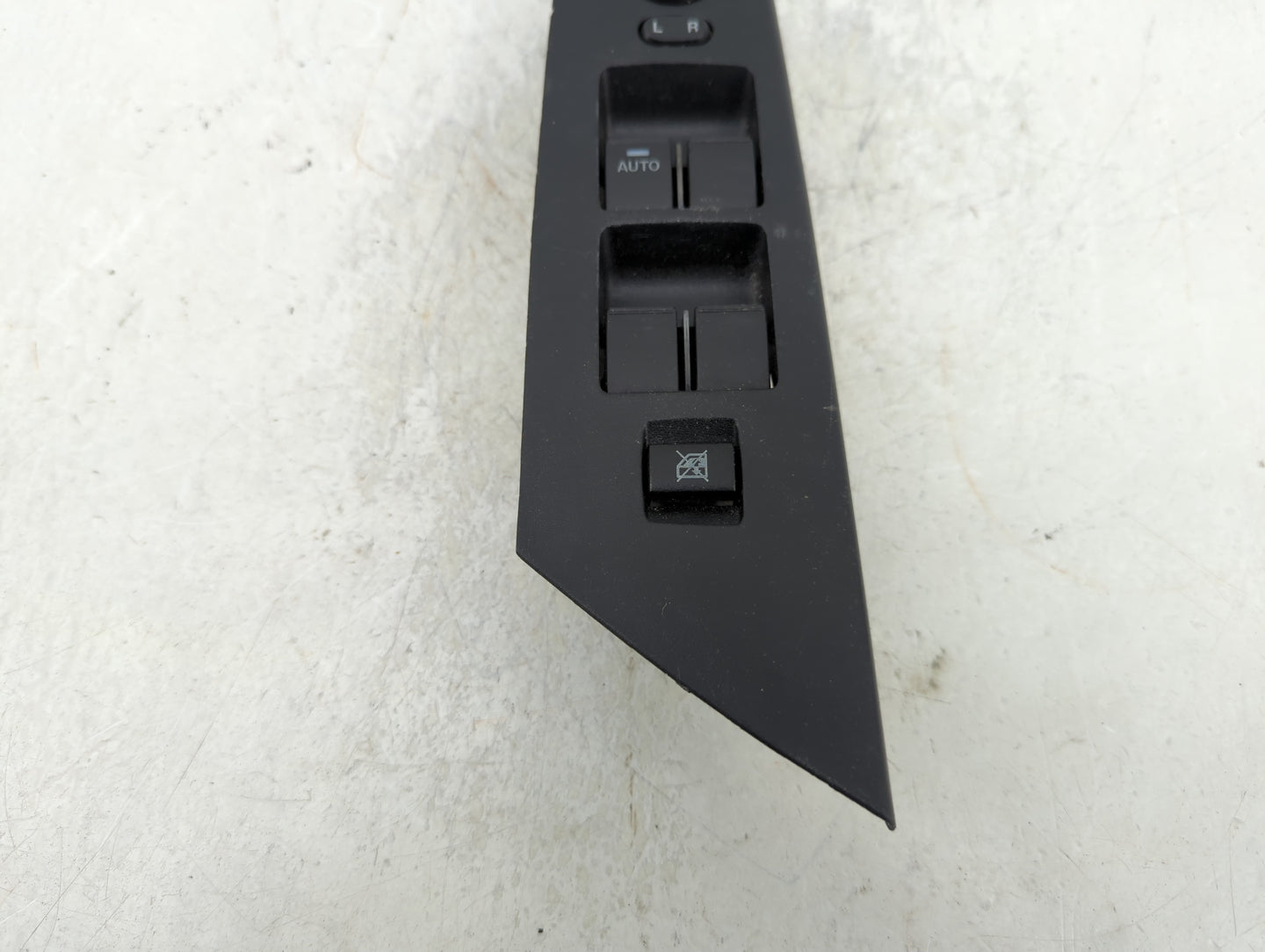 2010-2013 Mazda 3 Master Power Window Switch Replacement Driver Side Left Fits Fits 2010 2011 2012 2013 OEM Used Auto Parts 