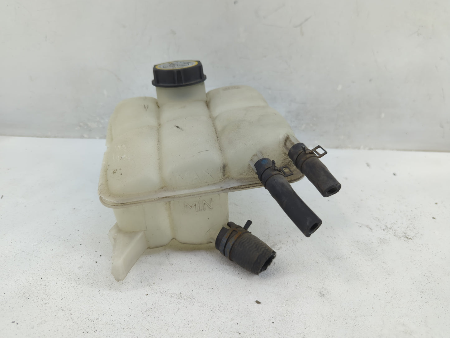 2004-2013 Mazda 3 Radiator Coolant Overflow Expansion Tank Bottle 1412904 - Oemusedautoparts1.com