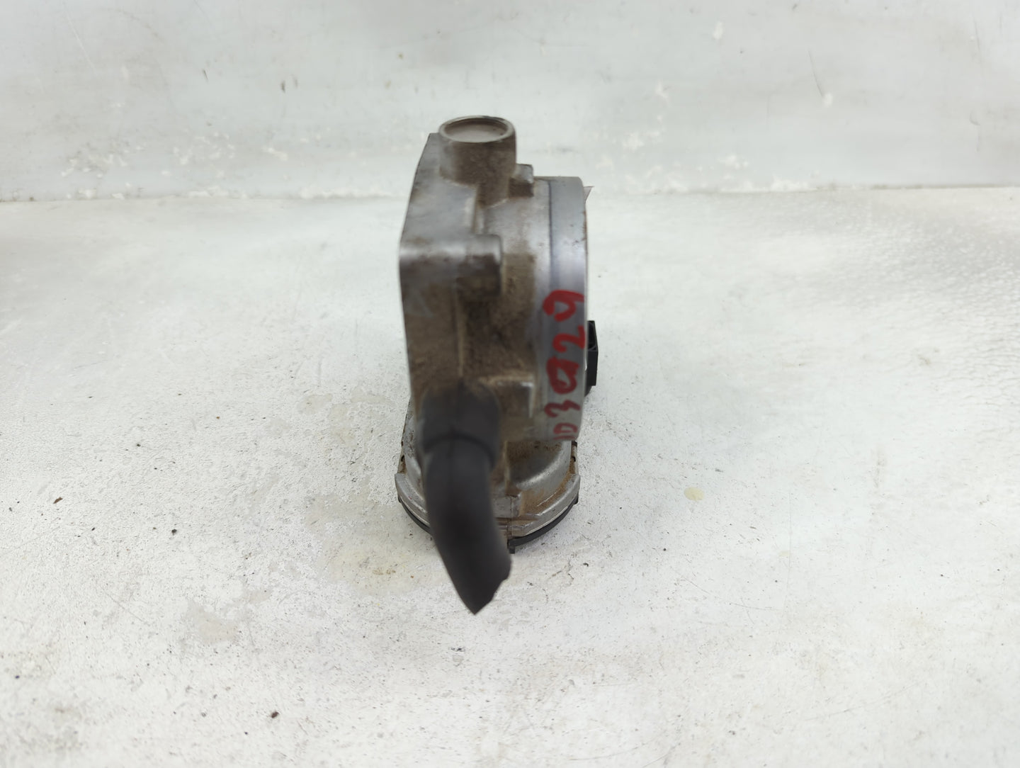 2012-2018 Mazda 3 Throttle Body P/N:0 280 750 017 A 113 141 01 25 Fits Fits 2012 2013 2014 2015 2016 2017 2018 OEM Used Auto