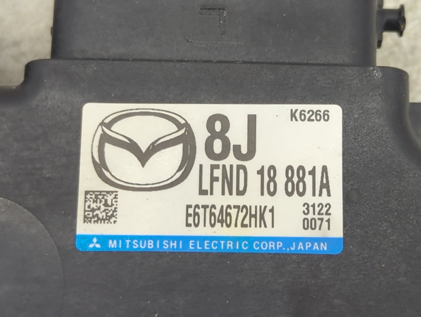 2012-2013 Mazda 3 PCM Engine Control Computer ECU ECM PCU OEM P/N:LFND 18 881A E6T64672HK1 Fits Fits 2012 2013 OEM Used Auto