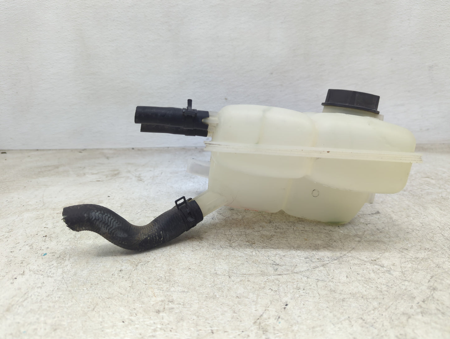 2010-2013 Mazda 3 Radiator Coolant Overflow Expansion Tank Bottle 1449340 - Oemusedautoparts1.com