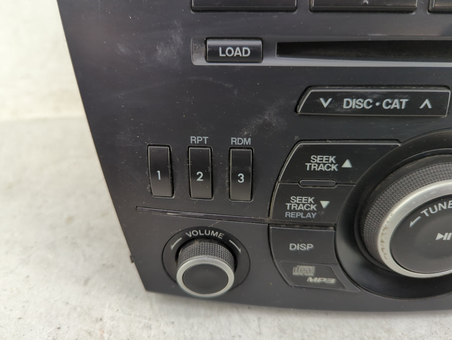 2012-2013 Mazda 3 Radio AM FM Cd Player Receiver Replacement P/N:BBM5 66 AR0 Fits Fits 2012 2013 OEM Used Auto Parts - Oemus