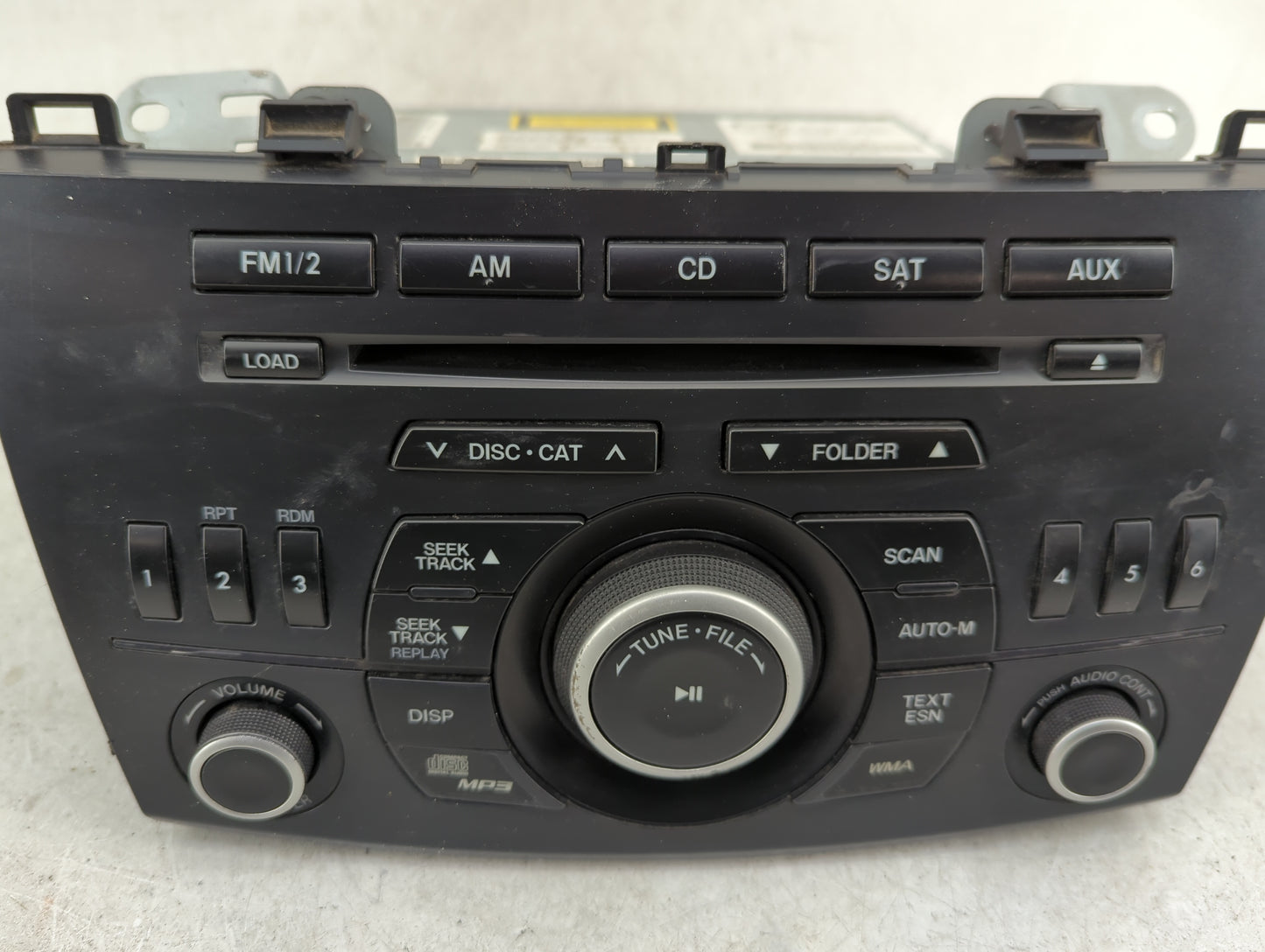 2012-2013 Mazda 3 Radio AM FM Cd Player Receiver Replacement P/N:BBM5 66 AR0 Fits Fits 2012 2013 OEM Used Auto Parts - Oemus
