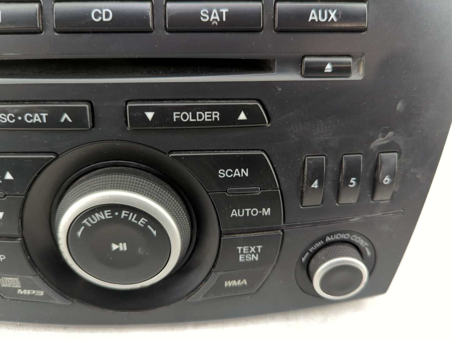 2012-2013 Mazda 3 Radio AM FM Cd Player Receiver Replacement P/N:BBM5 66 AR0 Fits Fits 2012 2013 OEM Used Auto Parts - Oemus