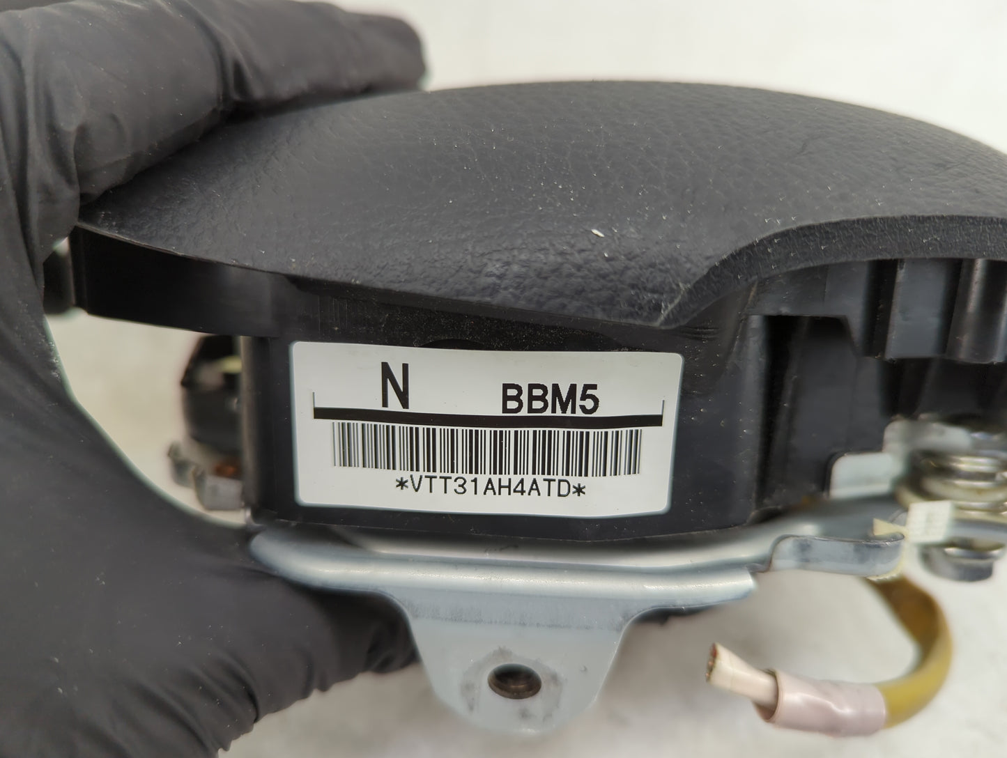 2010-2013 Mazda 3 Air Bag Driver Left Steering Wheel Mounted P/N:VTT31AH4ATD BBM5 Fits Fits 2010 2011 2012 2013 OEM Used Aut