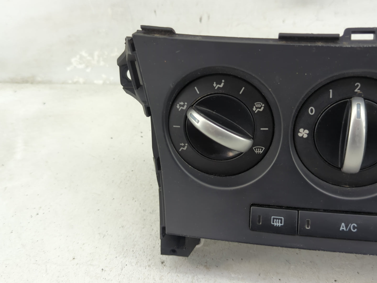 2012-2013 Mazda 3 Climate Control Module Temperature AC/Heater Replacement Fits Fits 2012 2013 OEM Used Auto Parts - Oemused