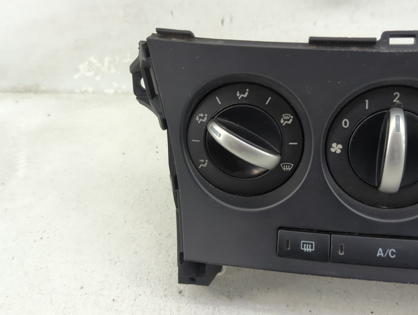 2012-2013 Mazda 3 Climate Control Module Temperature AC/Heater Replacement Fits Fits 2012 2013 OEM Used Auto Parts - Oemused