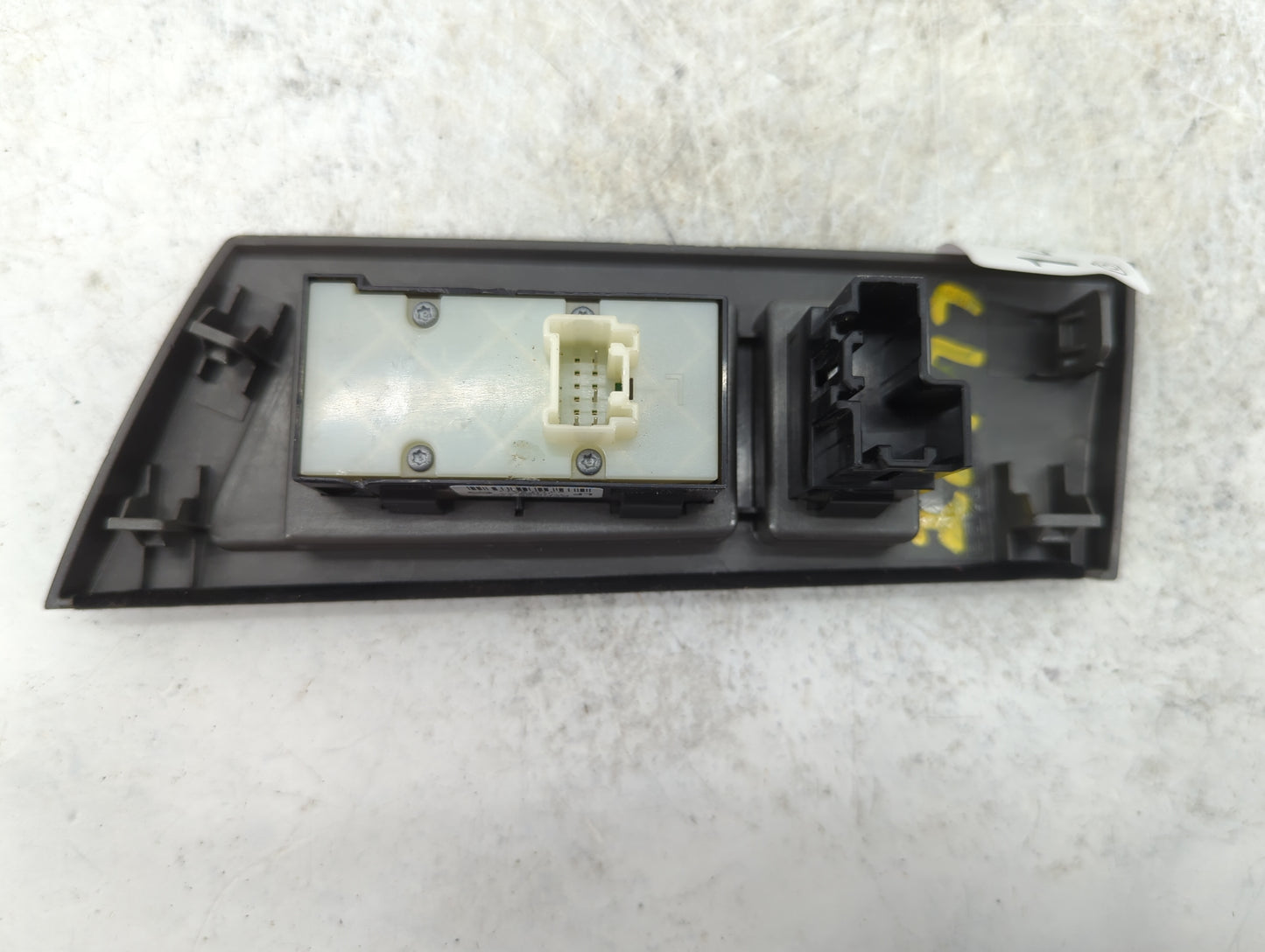 2010-2013 Mazda 3 Dash Panel - Oem 1466552 - Oemusedautoparts1.com