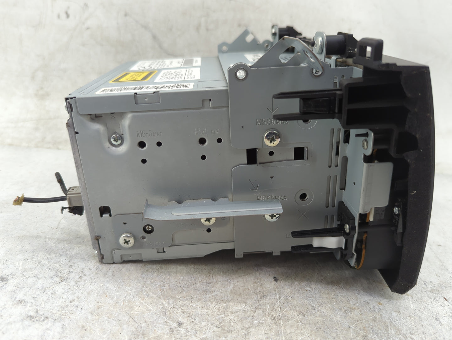 2012-2013 Mazda 3 Radio AM FM Cd Player Receiver Replacement P/N:BBM5 66 AR0 14792746 Fits Fits 2012 2013 OEM Used Auto Part