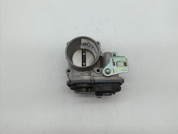 2012-2014 Mazda 3 Throttle Body P/N:PE01 13 640 A PE01 13 640 B, 152009S18 Fits Fits 2012 2013 2014 OEM Used Auto Parts