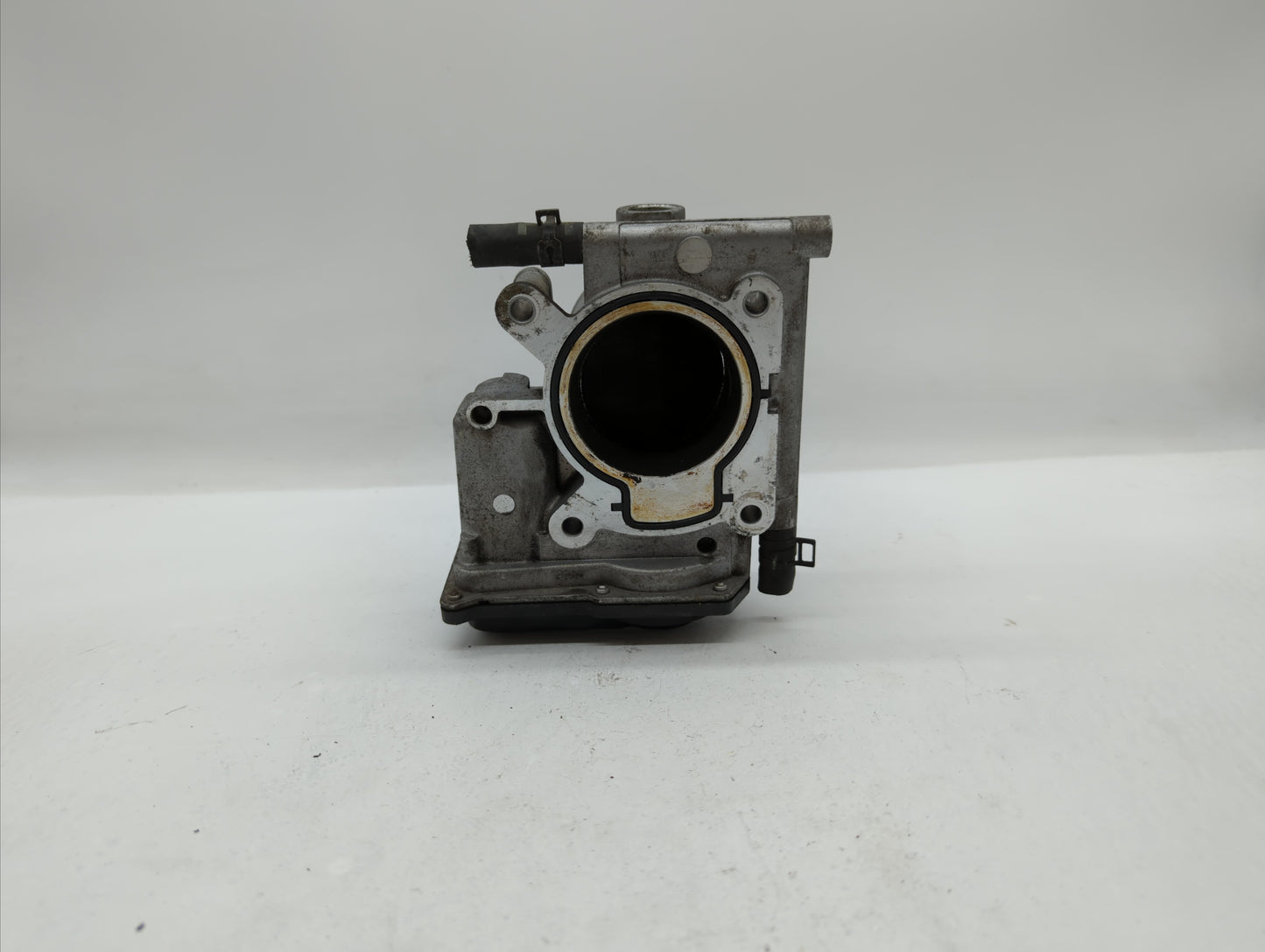 2006-2013 Mazda 3 Throttle Body P/N:L3R4 13 640 L3G2 13 640 A, P53N 13 640 Fits Fits 2006 2007 2008 2009 2010 2011 2012 2013