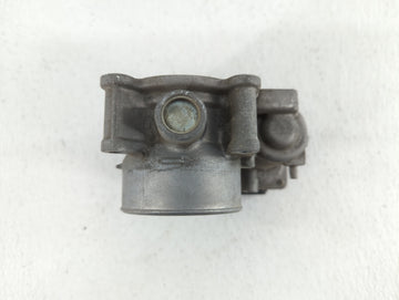 2012-2014 Mazda 3 Throttle Body P/N:13 640 A 640 K4238 1R24, 640 K4238 6R26, 13 640 B, 640 K4238 7T13 Fits Fits 2012 2013 2014 OEM Used Auto Parts