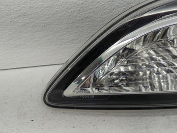 2010-2013 Mazda 3 Tail Light Assembly Passenger Right OEM P/N:P8043 BBM4 51 3F0 Fits Fits 2010 2011 2012 2013 OEM Used Auto Parts