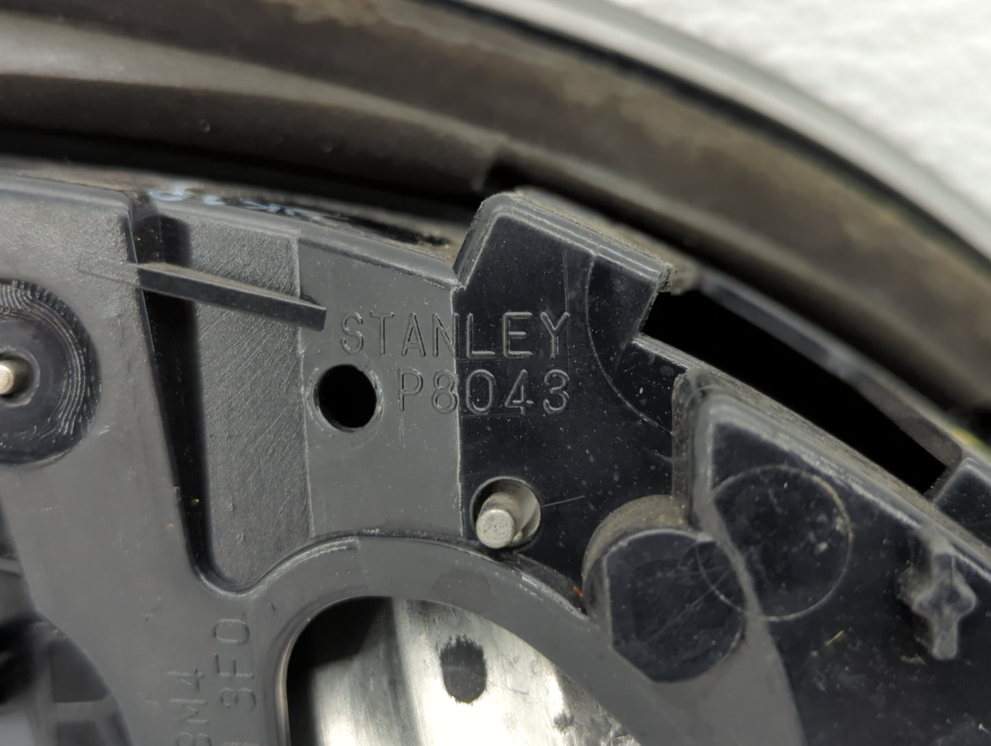 2010-2013 Mazda 3 Tail Light Assembly Passenger Right OEM P/N:P8043 BBM4 51 3F0 Fits Fits 2010 2011 2012 2013 OEM Used Auto 