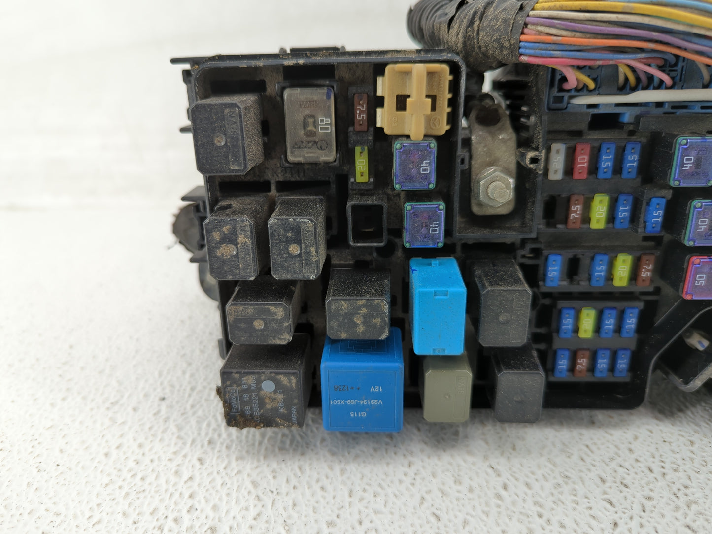 2013 Mazda 3 Fusebox Fuse Box Panel Relay Module P/N:BBM6-66761 Fits OEM Used Auto Parts - Oemusedautoparts1.com