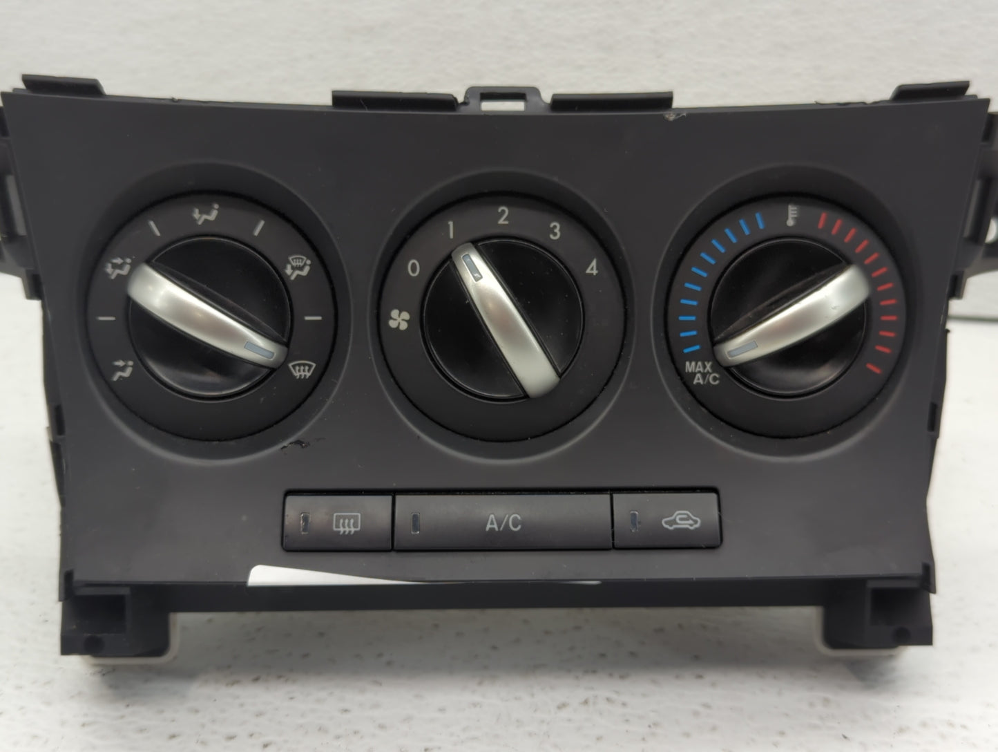 2012-2013 Mazda 3 Climate Control Module Temperature AC/Heater Replacement P/N:BGV5 Fits Fits 2012 2013 OEM Used Auto Parts 