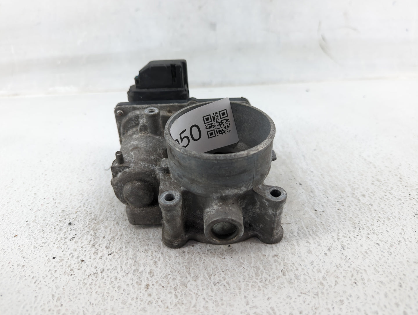 2012-2018 Mazda 3 Throttle Body P/N:C2338 12P07 Fits Fits 2012 2013 2014 2015 2016 2017 2018 OEM Used Auto Parts - Oemusedau