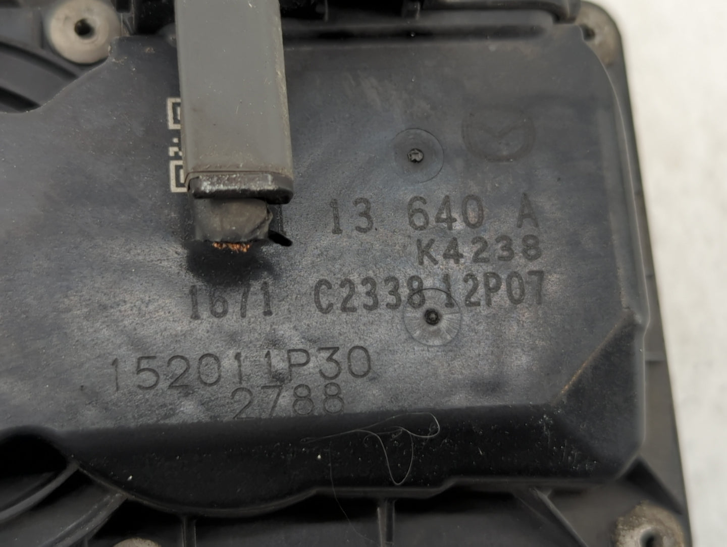 2012-2018 Mazda 3 Throttle Body P/N:C2338 12P07 Fits Fits 2012 2013 2014 2015 2016 2017 2018 OEM Used Auto Parts - Oemusedau