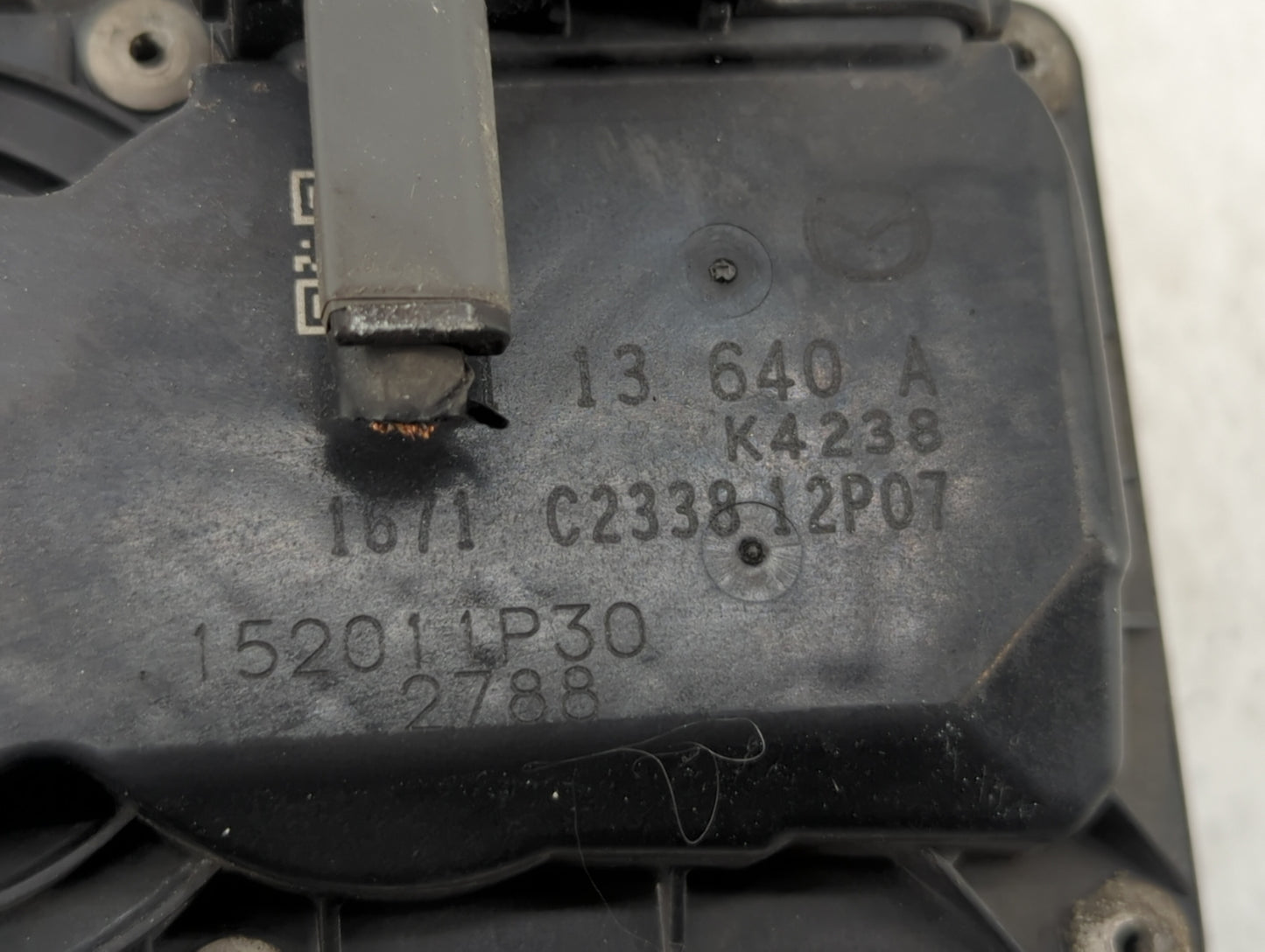 2012-2018 Mazda 3 Throttle Body P/N:C2338 12P07 Fits Fits 2012 2013 2014 2015 2016 2017 2018 OEM Used Auto Parts - Oemusedau