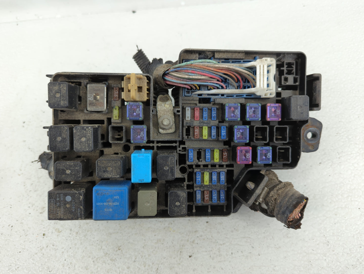 2010-2013 Mazda 3 Chassis Control Module Ccm Bcm Body Control Bbm6-66761 - Oemusedautoparts1.com