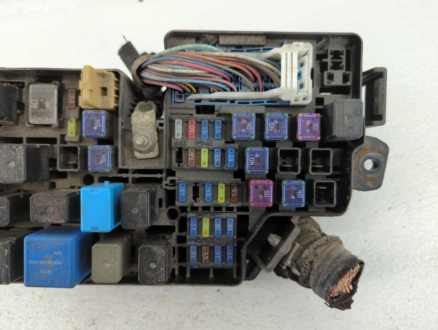 2010-2013 Mazda 3 Chassis Control Module Ccm Bcm Body Control Bbm6-66761 - Oemusedautoparts1.com