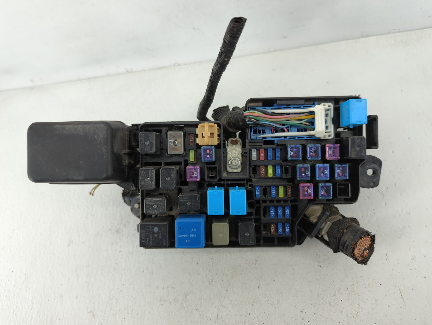 2013 Mazda 3 Fusebox Fuse Box Panel Relay Module P/N:BFD2-66761 Fits OEM Used Auto Parts - Oemusedautoparts1.com