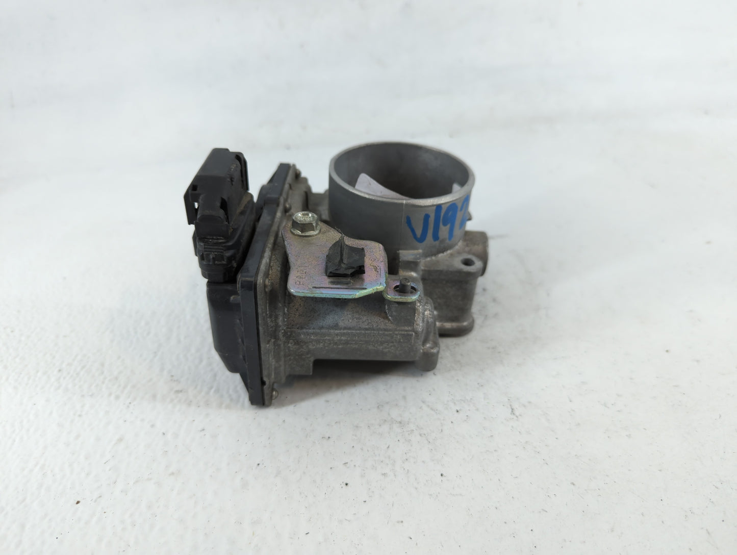 2012-2018 Mazda 3 Throttle Body P/N:0369 003Q04, 13 640 A Fits Fits 2012 2013 2014 2015 2016 2017 2018 OEM Used Auto Parts -