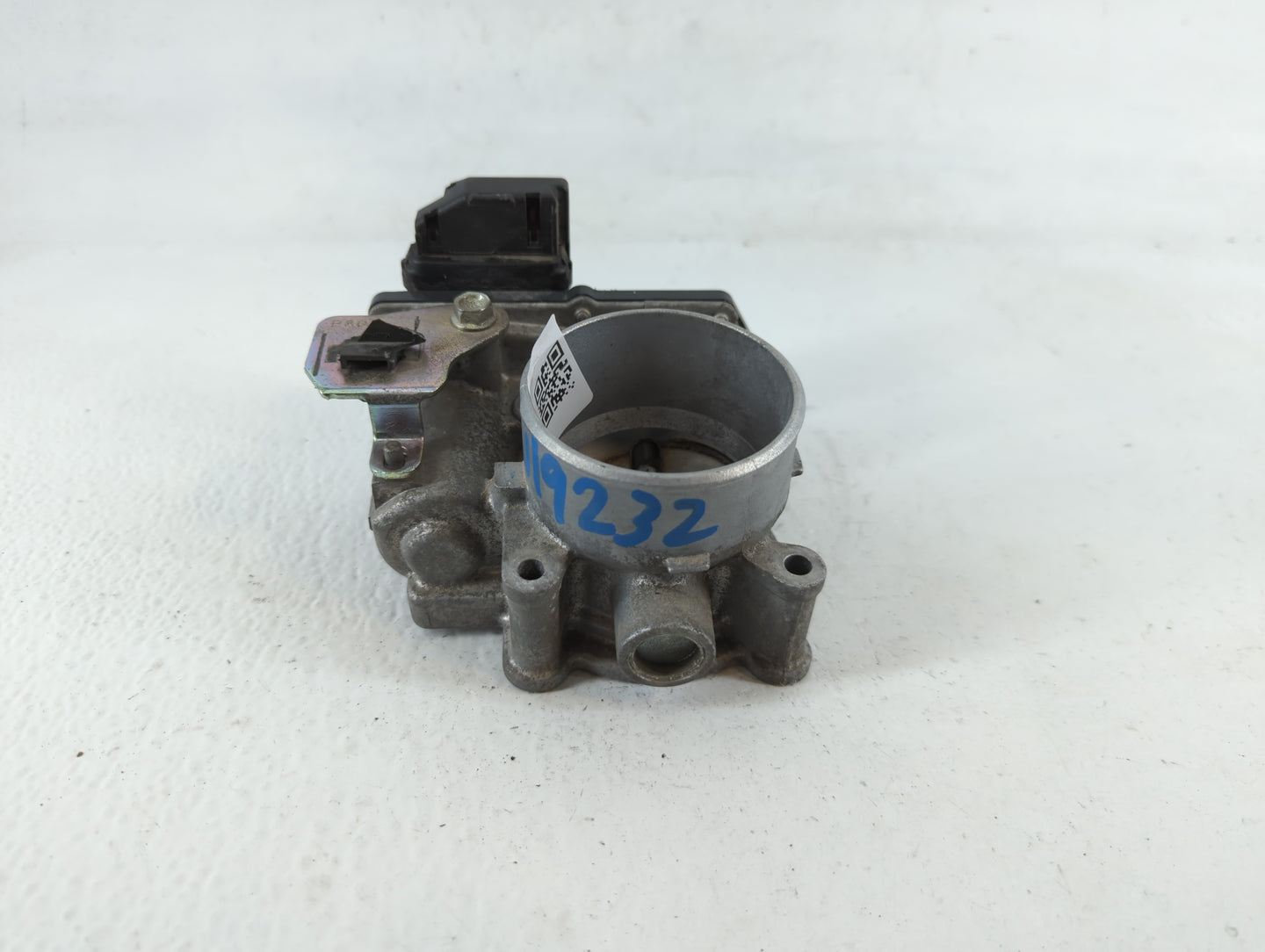 2012-2018 Mazda 3 Throttle Body P/N:0369 003Q04, 13 640 A Fits Fits 2012 2013 2014 2015 2016 2017 2018 OEM Used Auto Parts -