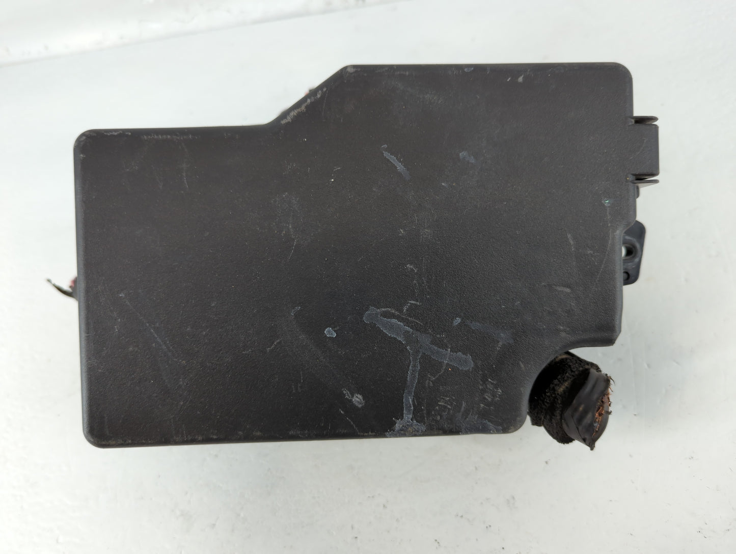 2013 Mazda 3 Fusebox Fuse Box Panel Relay Module P/N:BBM6-66761 Fits OEM Used Auto Parts - Oemusedautoparts1.com