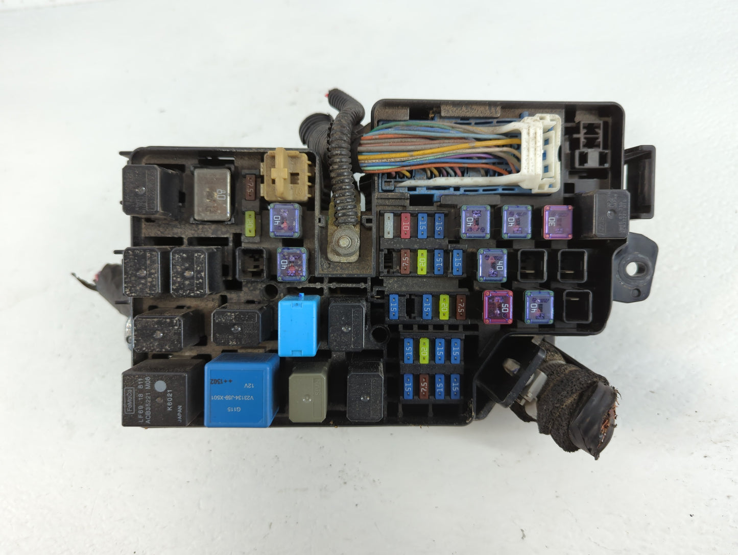 2013 Mazda 3 Fusebox Fuse Box Panel Relay Module P/N:BBM6-66761 Fits OEM Used Auto Parts - Oemusedautoparts1.com