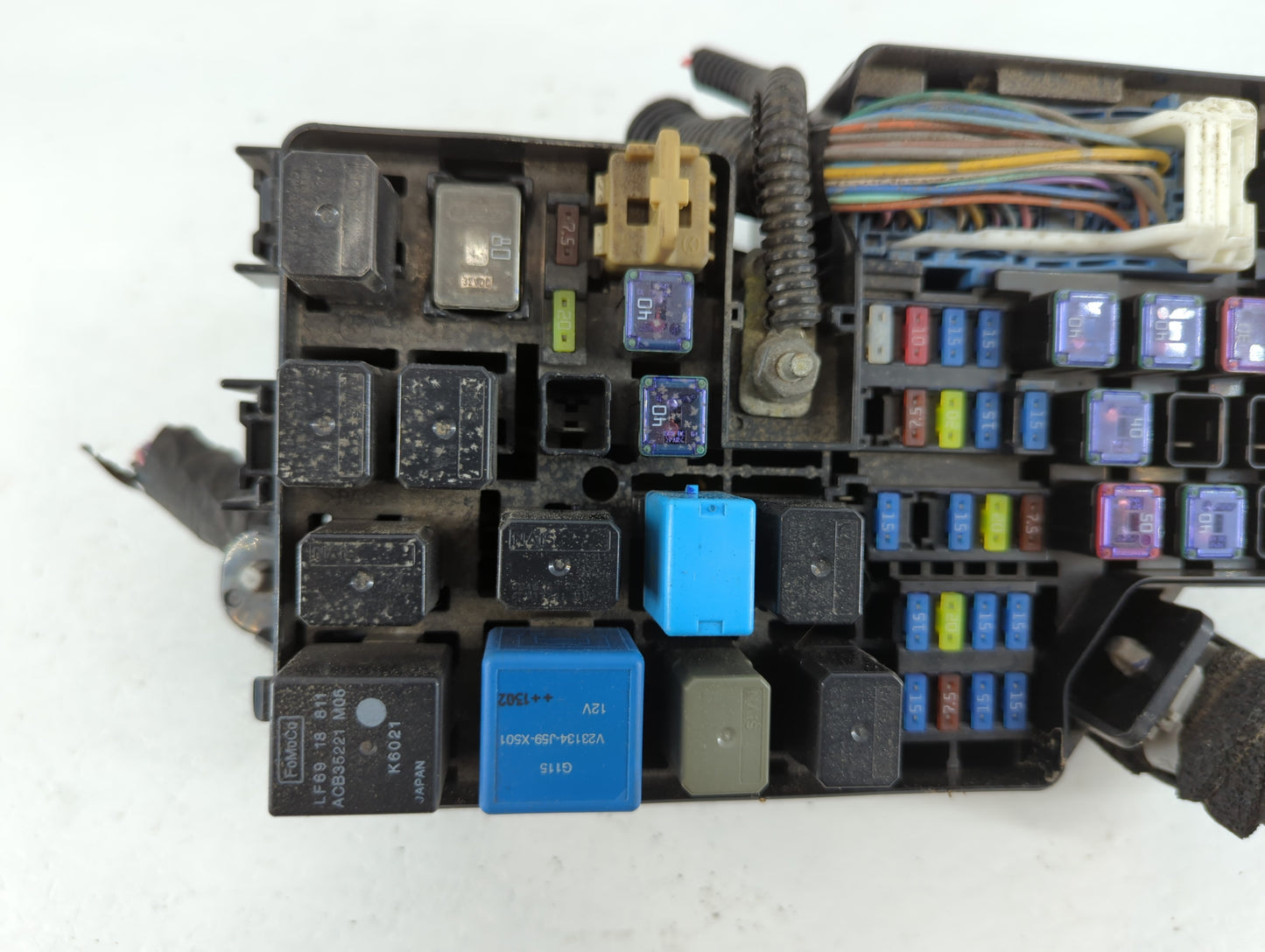 2013 Mazda 3 Fusebox Fuse Box Panel Relay Module P/N:BBM6-66761 Fits OEM Used Auto Parts - Oemusedautoparts1.com