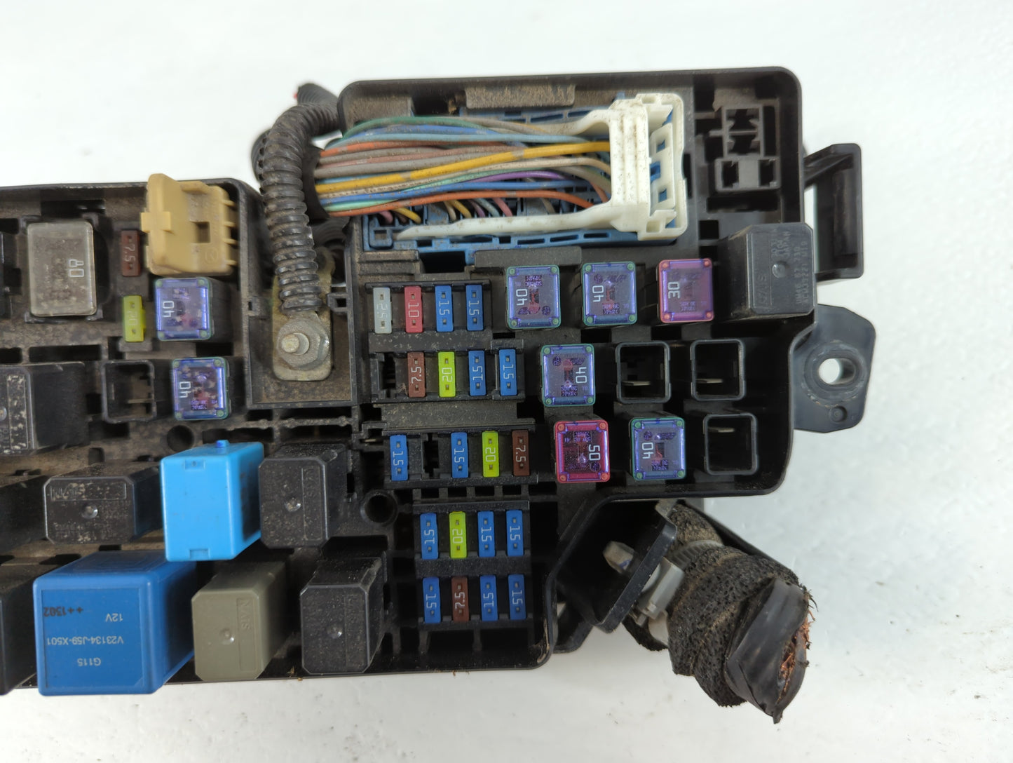 2013 Mazda 3 Fusebox Fuse Box Panel Relay Module P/N:BBM6-66761 Fits OEM Used Auto Parts - Oemusedautoparts1.com