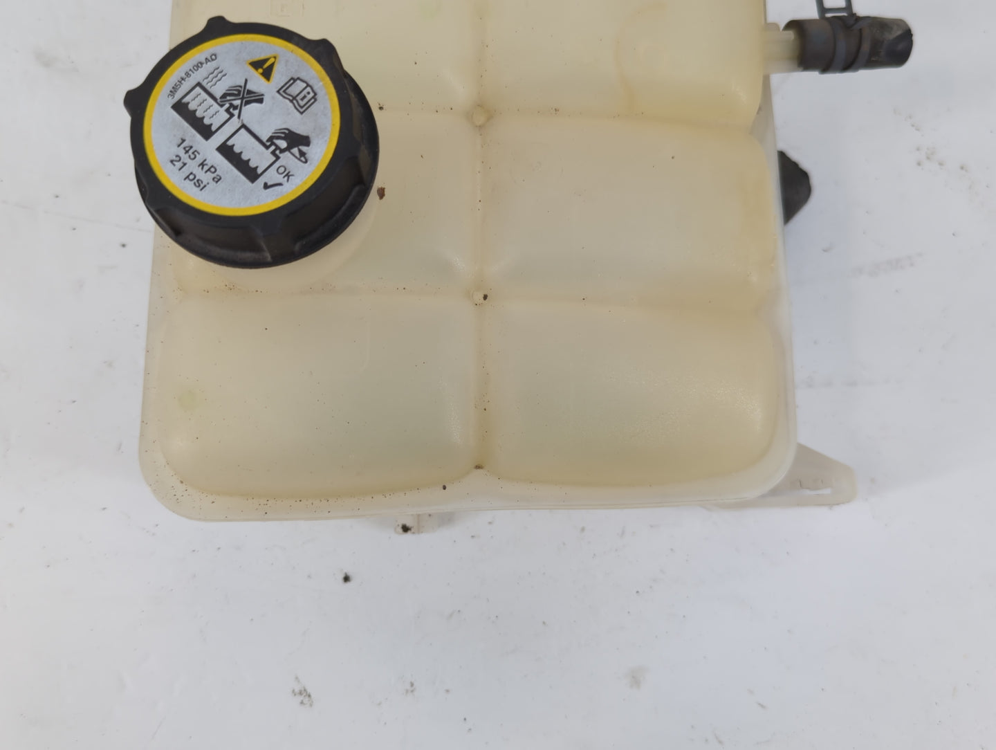 2004-2013 Mazda 3 Radiator Coolant Overflow Expansion Tank Bottle 863269 - Oemusedautoparts1.com