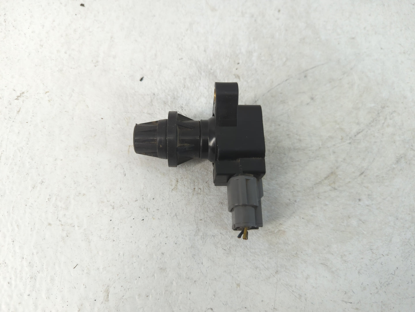 2010-2013 Mazda 3 Ignition Coil Igniter Pack - Oemusedautoparts1.com
