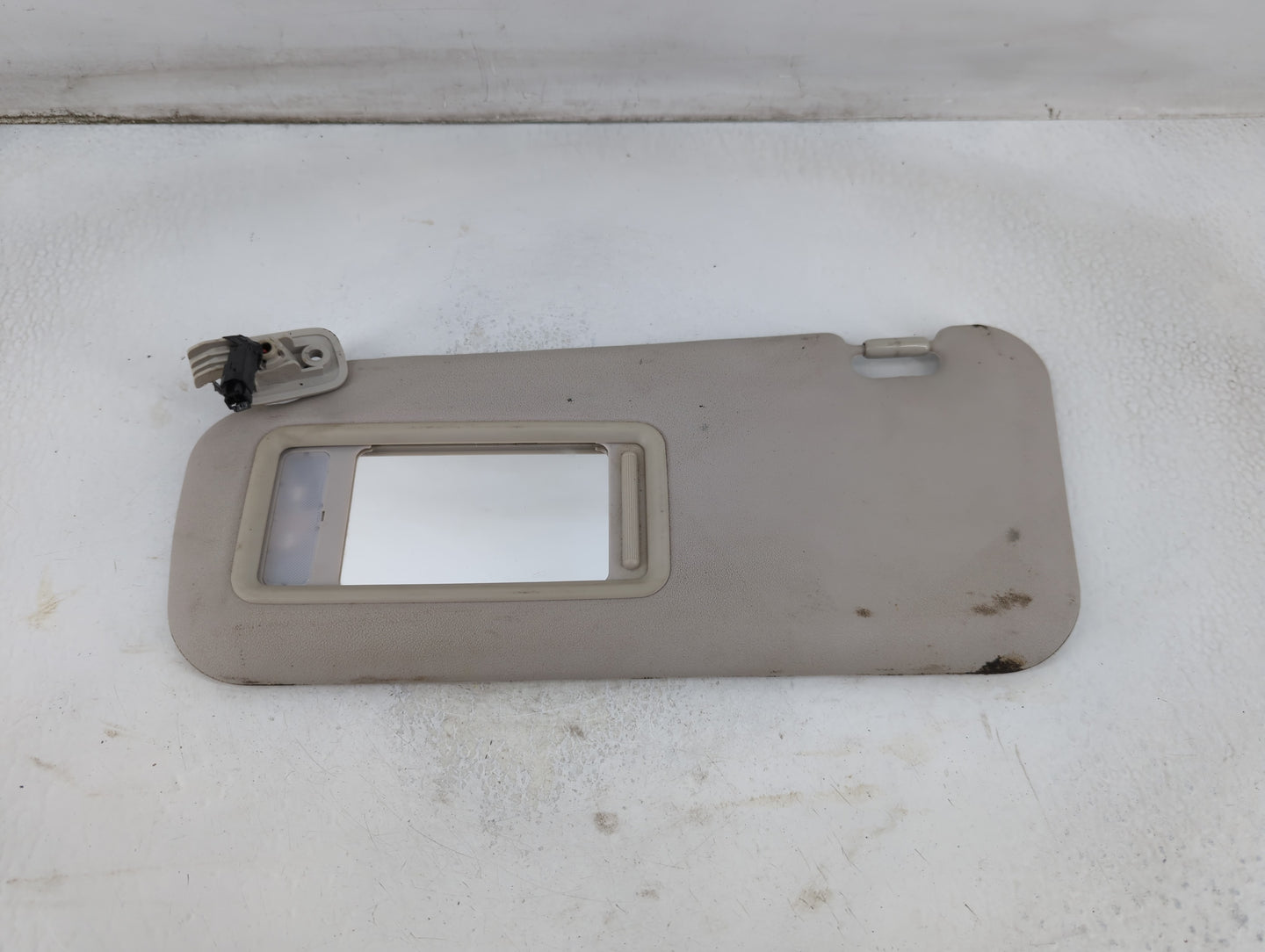 2010-2013 Mazda 3 Sun Visor Shade Replacement Passenger Right Mirror Fits Fits 2010 2011 2012 2013 OEM Used Auto Parts - Oem