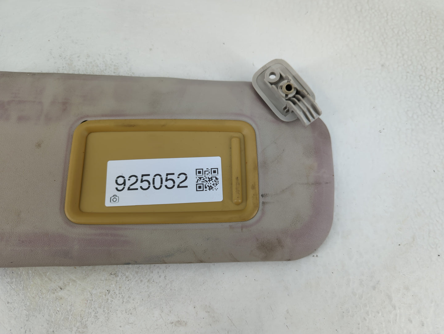 2010-2013 Mazda 3 Sun Visor Shade Replacement Passenger Right Mirror Fits Fits 2010 2011 2012 2013 OEM Used Auto Parts - Oem