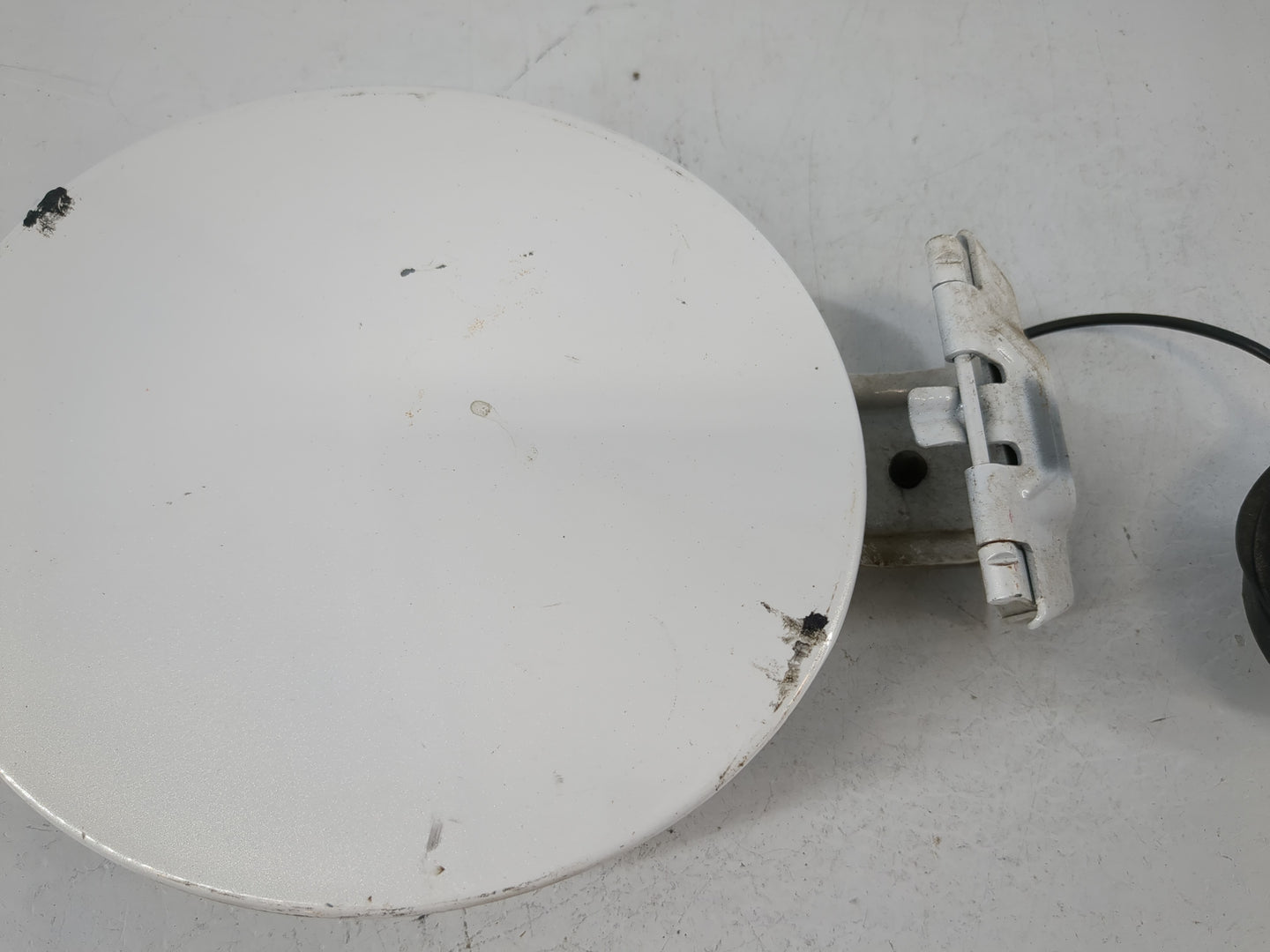 2013 Mazda 3 Fuel Tank Door Lid Gas Tank - Oemusedautoparts1.com
