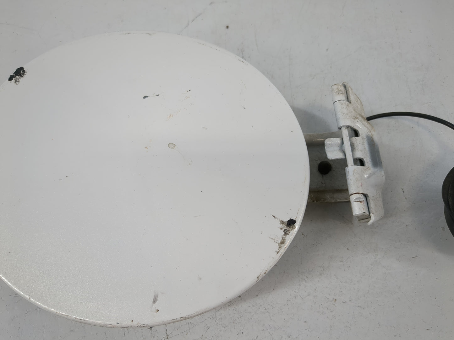 2013 Mazda 3 Fuel Tank Door Lid Gas Tank - Oemusedautoparts1.com