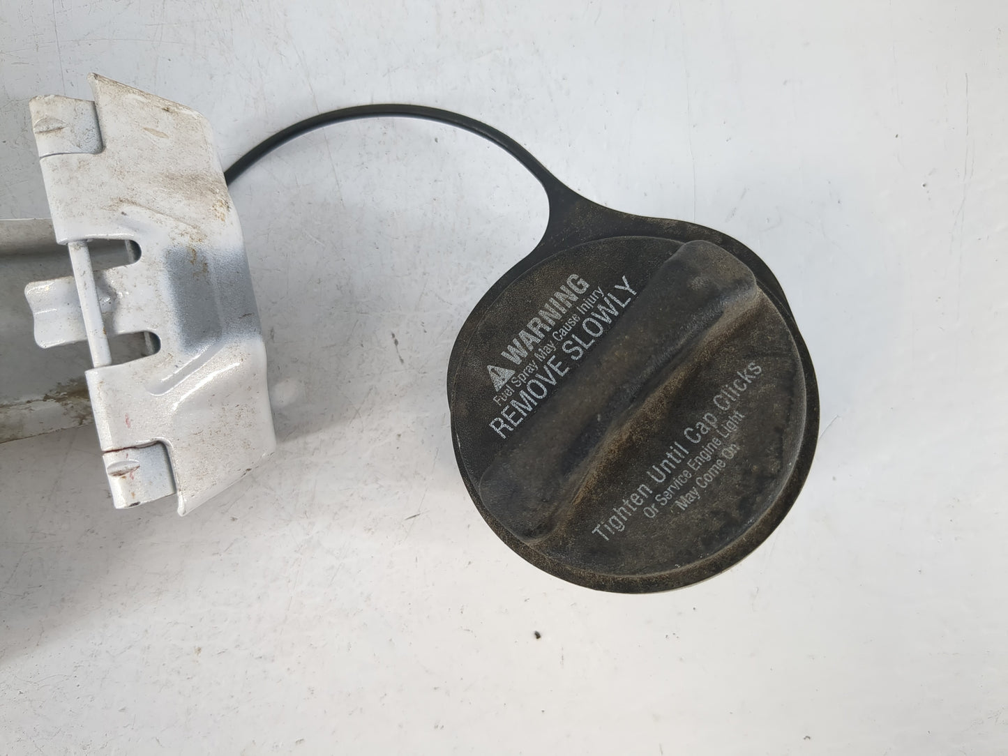 2013 Mazda 3 Fuel Tank Door Lid Gas Tank - Oemusedautoparts1.com