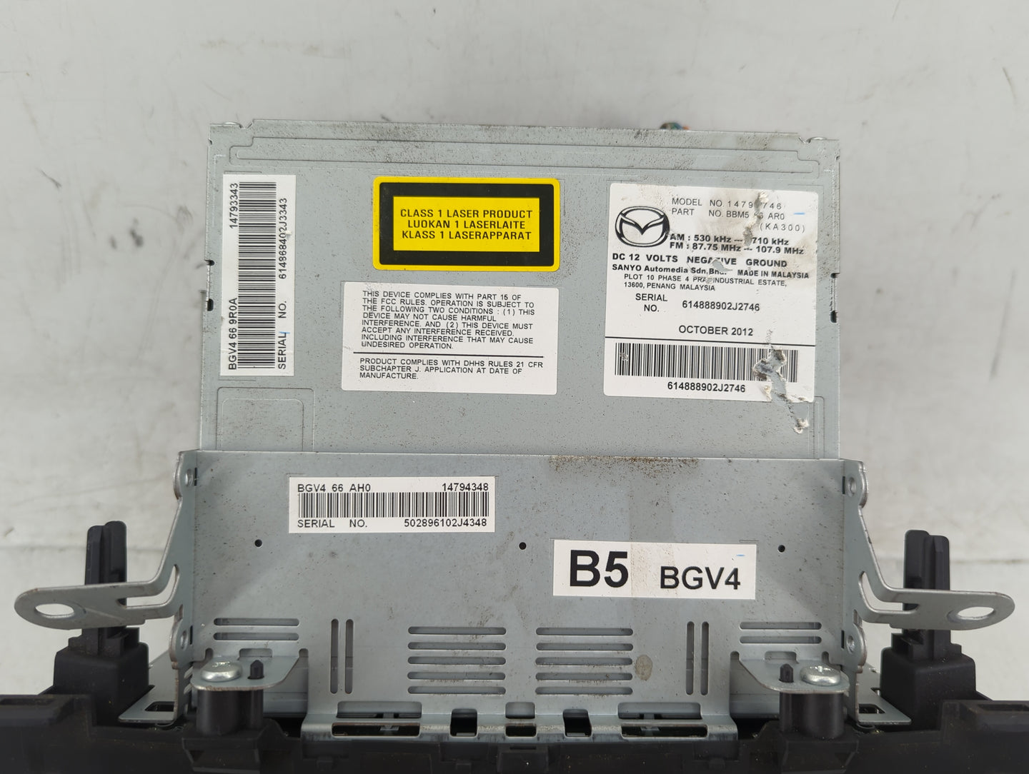 2013 Mazda 3 Radio AM FM Cd Player Receiver Replacement P/N:BGV4 66 9R0A Fits OEM Used Auto Parts - Oemusedautoparts1.com
